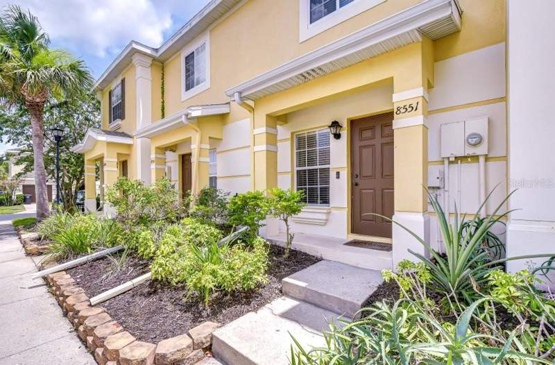 2 bedroom Townhouse at 8551 Trail Wind Drive, Hammocks, Tampa — photo 1