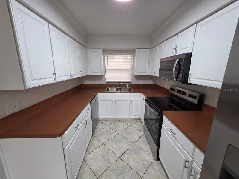 2 bedroom Condominium at 7400 Spring Hill Drive #113, Greenbrier Condo, Spring Hill — photo 5