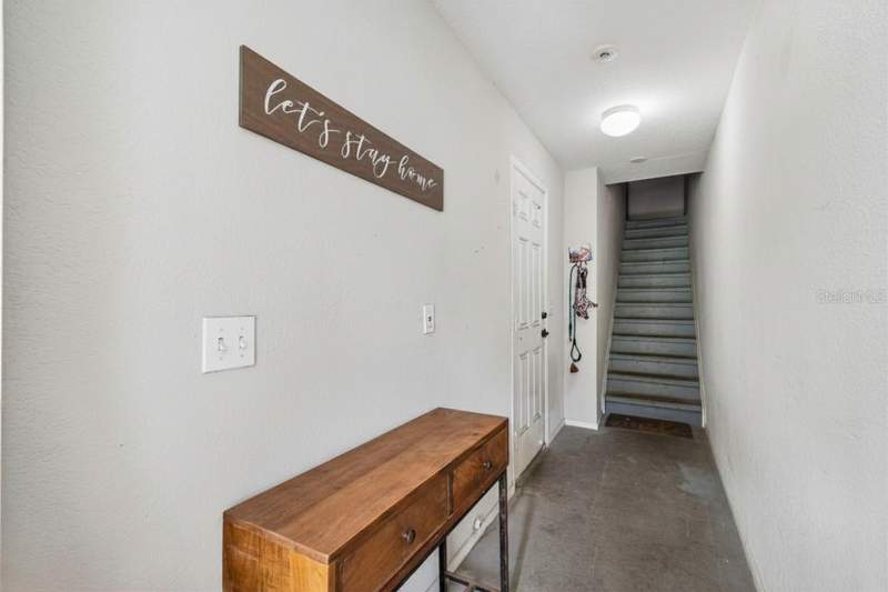 2 bedroom Townhouse at 4755 Tuscan Loon Drive, Palm River Twnhms Ph 2, Tampa — photo 5
