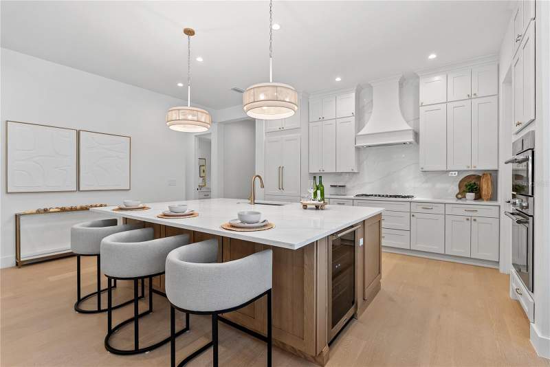5 bedroom Single Family Residence at 2931 Helen Avenue, Anderson Park, Orlando — photo 4