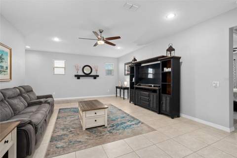 593 Kistler Circle, Clermont FL - photo 6 of 6
