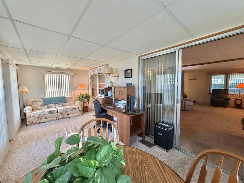 2 bedroom Mobile Home at 307 Hawthorne Boulevard, Hawthorne At Leesburg A Coop, Leesburg — photo 3