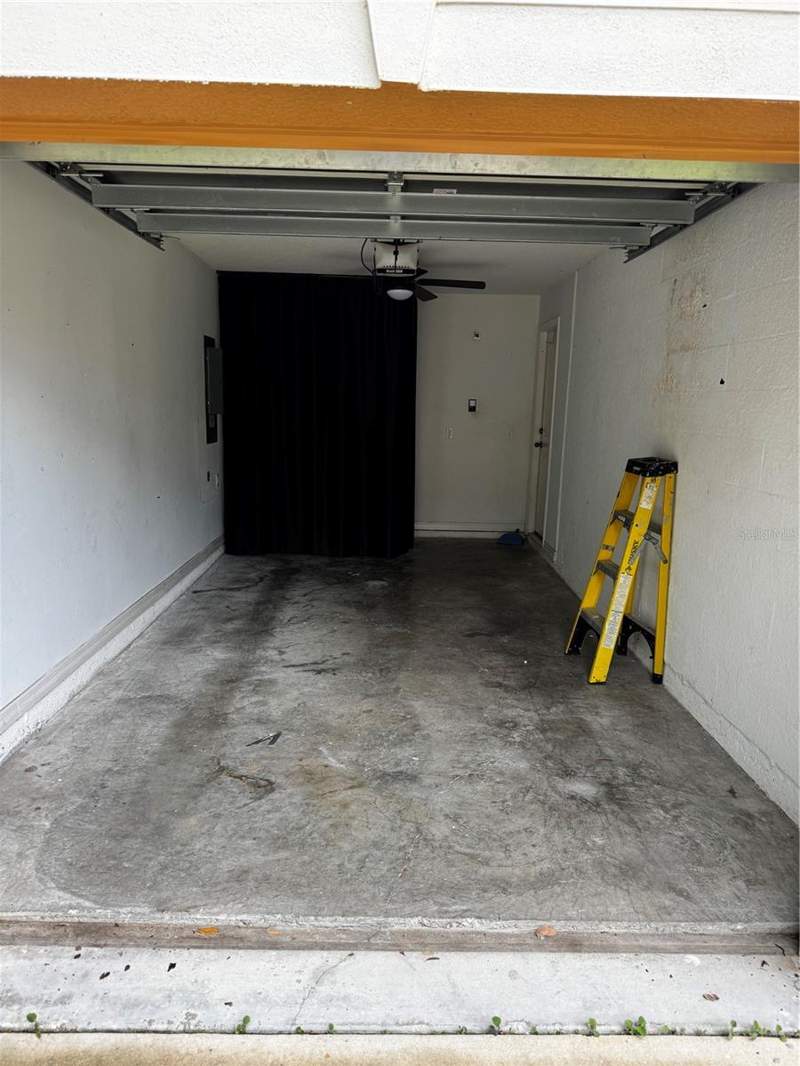 3 bedroom Townhouse at 10851 Kensington Park Avenue, St Charles Place Ph 6, Riverview — photo 4