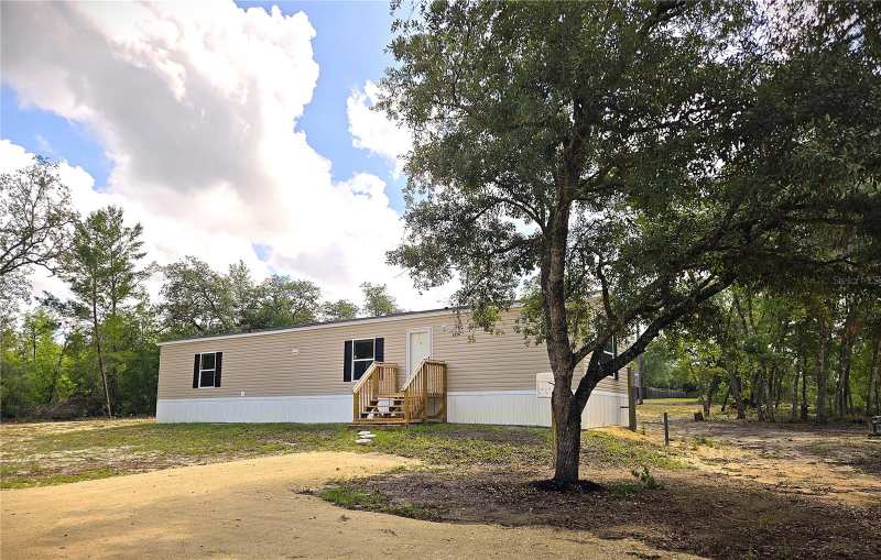 2 bedroom Manufactured Home at 8851 NE 105th Avenue, University Estates, Bronson — photo 1