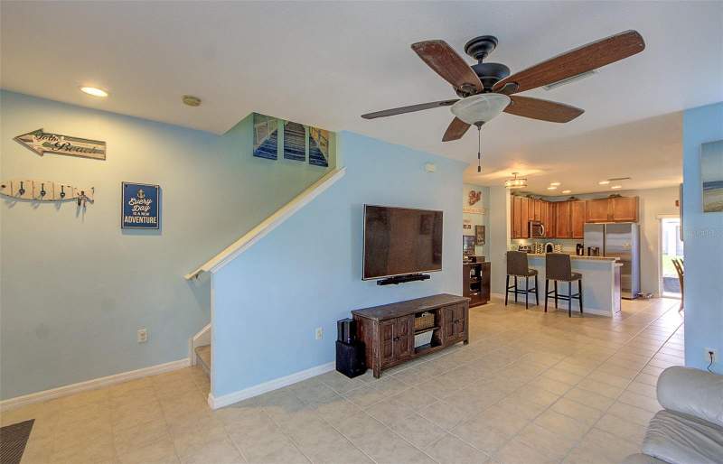 2 bedroom Townhouse at 4643 67th Avenue, Sawgrass Village, Pinellas Park — photo 2