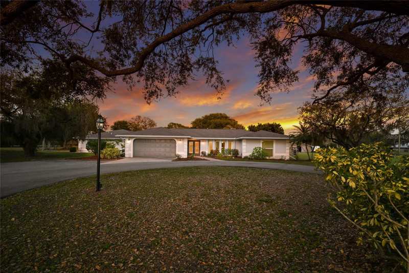 6 bedroom Single Family Residence at 1516 Fox Creek Drive, Fox Creek Acres, Sarasota — photo 1