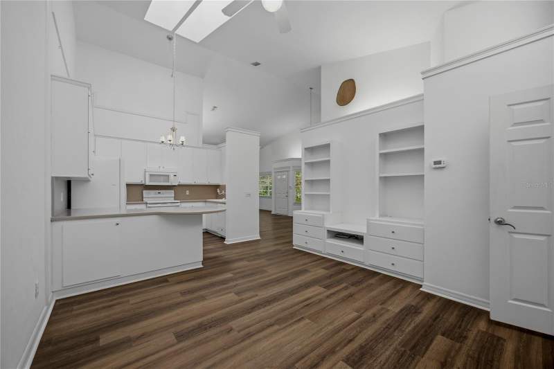 3 bedroom Single Family Residence at 5040 SW 9th Lane, Vintage View, Gainesville — photo 4