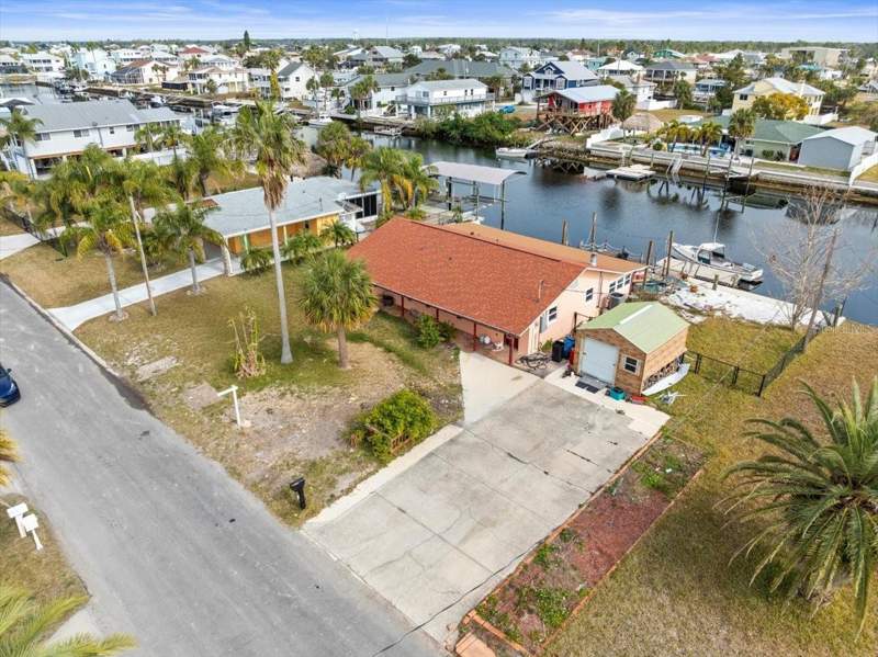 3 bedroom Single Family Residence at 4102 Des Prez Court, Hernando Beach, Hernando Beach — photo 5
