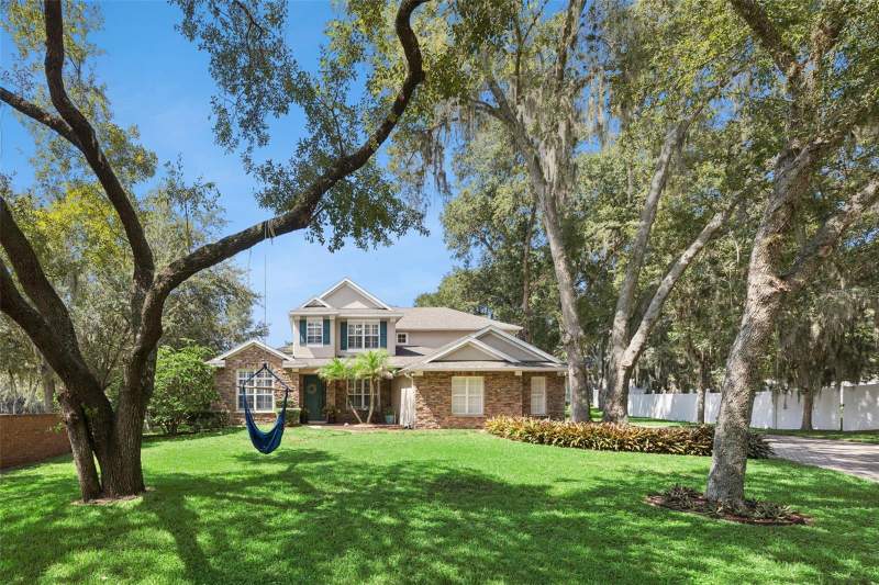 5 bedroom Single Family Residence at 32 Clear Harbor Court, Clear Lake Estates, Apopka — photo 3
