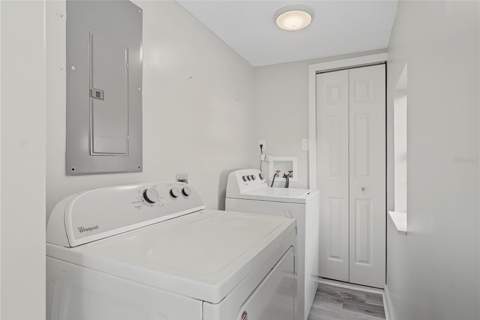 205 E Fountain Street, Fruitland Park FL - photo 15 of 34