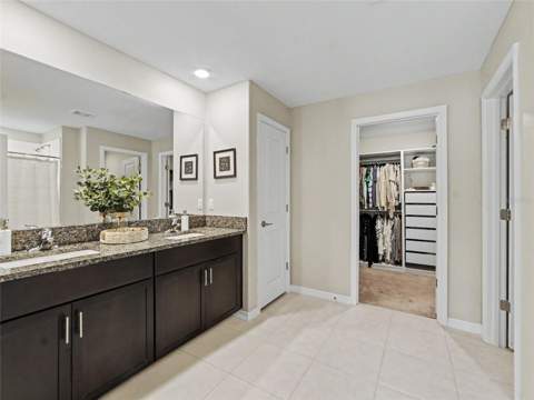 15423 Miller Creek Drive, Ruskin FL - photo 19 of 37