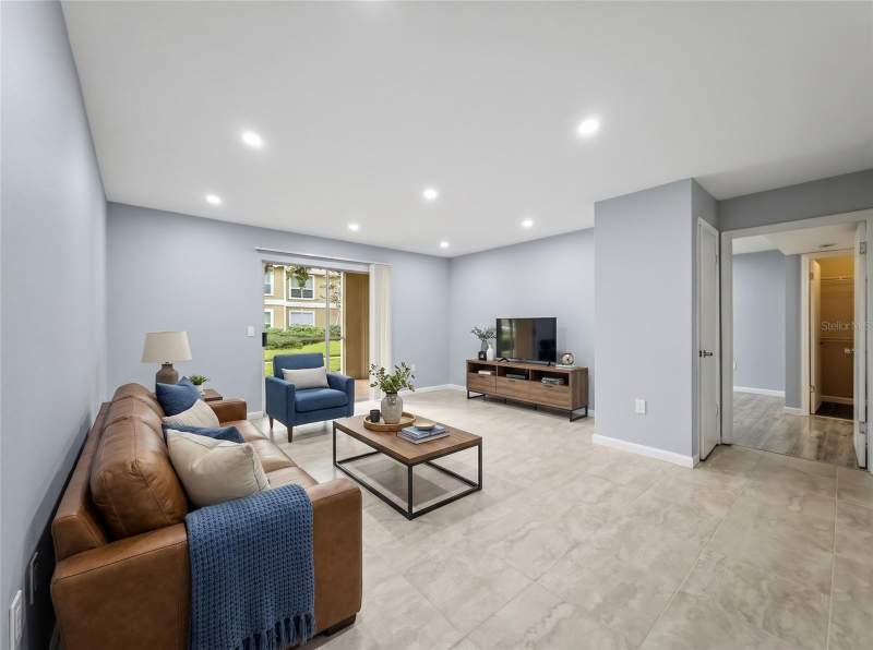 3 bedroom Condominium at 9481 Highland Oak Drive #1502, The Highlands At Hunters Gree, Tampa — photo 2