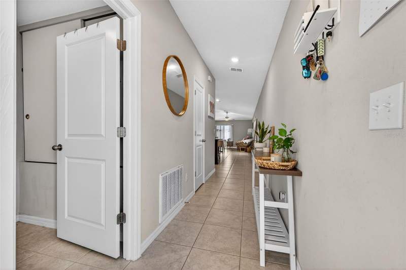 3 bedroom Single Family Residence at 9324 Lemon Drop Loop, Belmont South Ph 2F, Sun City Center — photo 3