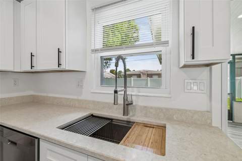 4417 W Fairview Heights, Tampa FL - photo 12 of 42