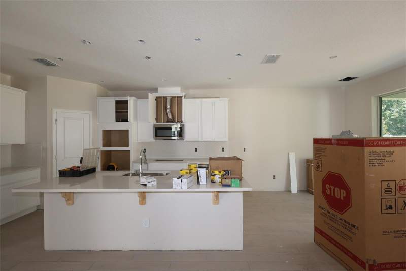 5 bedroom Single Family Residence at 6741 Yellow Warbler Bend, Bay Lake Farms At St Cloud, St Cloud — photo 2