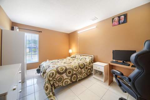 4460 Marsh Harbor Drive, Tavares FL - photo 23 of 30