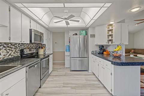 2437 Fieldcrest Court, Holiday FL - photo 6 of 6