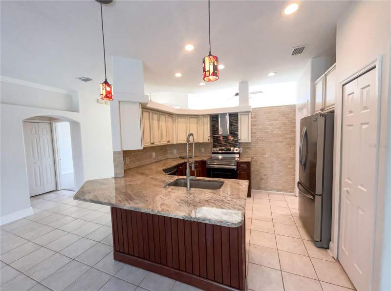 3 bedroom Single Family Residence at 4241 SETTLERS COURT, CANOE CREEK LAKES UNIT 5, ST CLOUD — photo 3