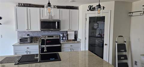 1220 Tahitian Sunrise Drive, Plant City FL - photo 10 of 54