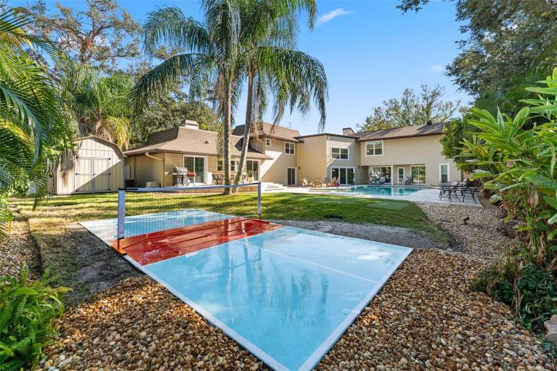5 bedroom Single Family Residence at 1584 Oak Lane, Belleair Grove 1st Add, Clearwater — photo 2