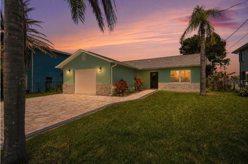 3 bedroom Single Family Residence at 4482 Kingston Drive, Gulf Coast Ret, Hernando Beach — photo 2