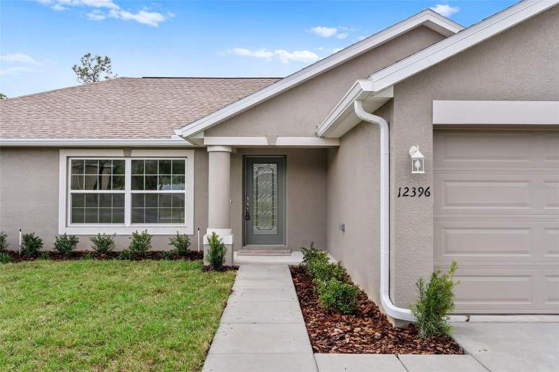 3 bedroom Single Family Residence at 12073 Manassas Avenue, Royal Highlands, Weeki Wachee — photo 2