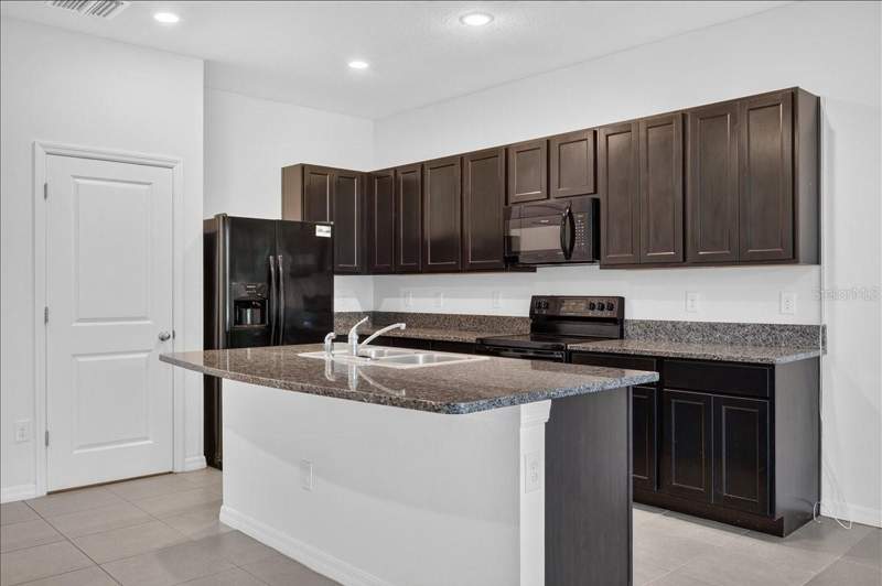 3 bedroom Townhouse at 8655 Falling Blue Place, Eagle Palm Ph 3B, Riverview — photo 4