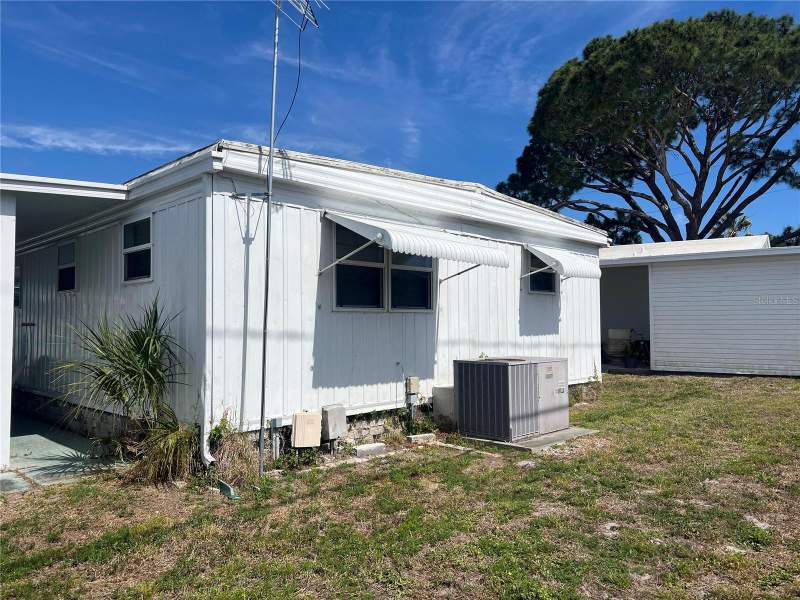 2 bedroom Mobile Home at 1500 County Road 1 #95, Lake Highlander Mobile Home Park Unrec, Dunedin — photo 5