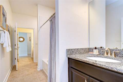 4749 Rolling Green Drive, Wesley Chapel FL - photo 21 of 35