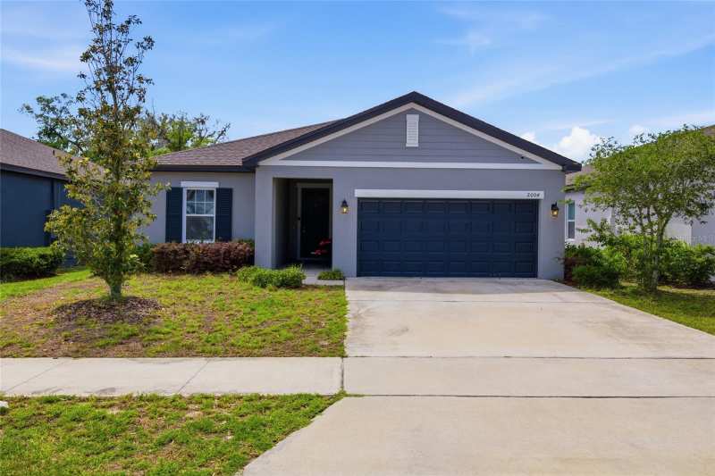4 bedroom Single Family Residence at 2004 Buckhanon Trl, Lincoln Oaks, Deland — photo 1