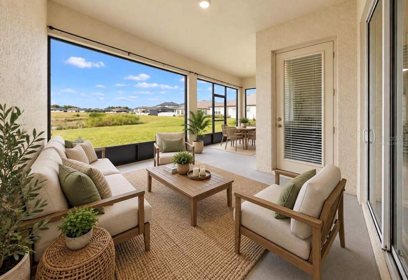 4 bedroom Single Family Residence at 12564 Colonnade Vista Drive, Triple Crk Village Q, Riverview — photo 4