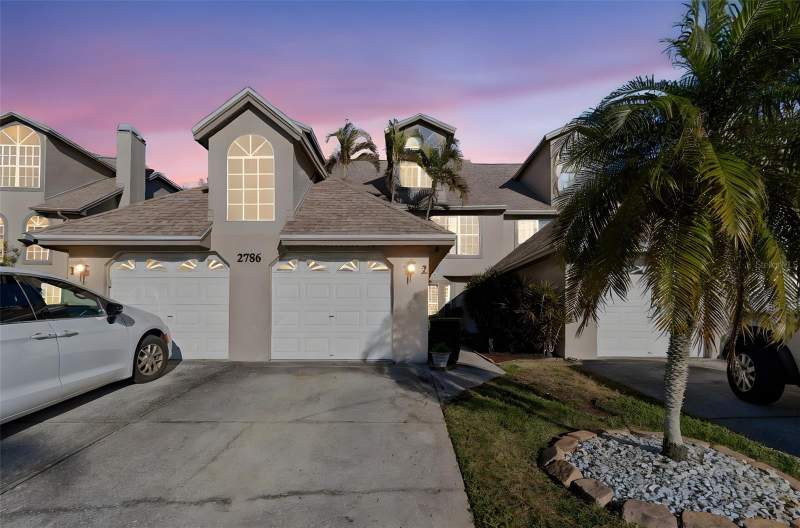 Westchester Lake Townhomes
