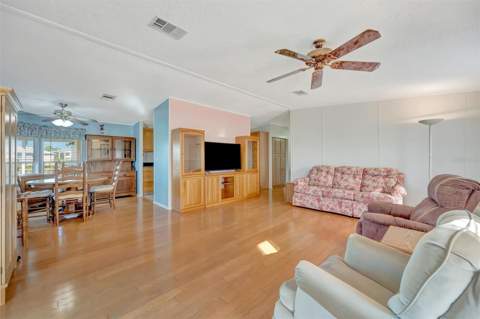 138 S Saint Thomas Circle, Apollo Beach FL - photo 23 of 73