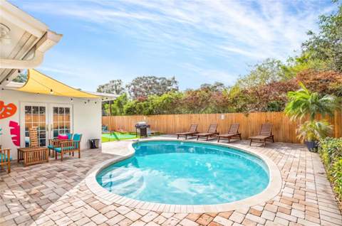 9678 121st Street, Seminole FL - photo 6 of 32