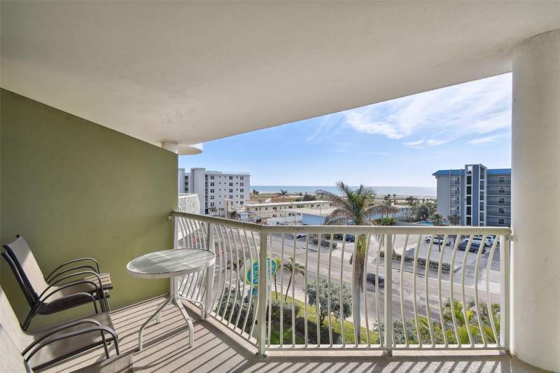2 bedroom Condo - Hotel at 11605 Gulf Boulevard #502, Crystal Palms Bch Resort At Treasure Island Condo, Treasure Island — photo 3