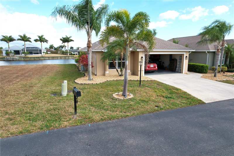 2 bedroom Single Family Residence at 12760 SW Lake Side Drive, Lake Suzy Villas, Arcadia — photo 1