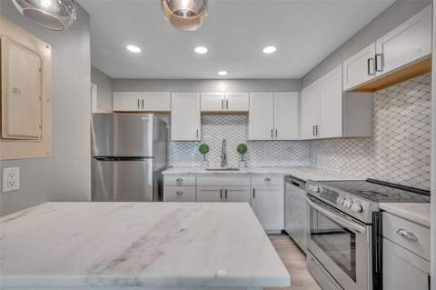 400 64th Avenue #907 W, St Pete Beach FL - photo 11 of 51