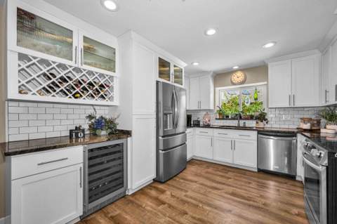 6923 Silvermill Drive, Tampa FL - photo 23 of 64