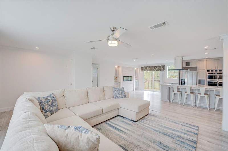 3 bedroom Manufactured Home at 7307 Alfred Boulevard, Charlotte Ranchettes Tr 179, Punta Gorda — photo 3