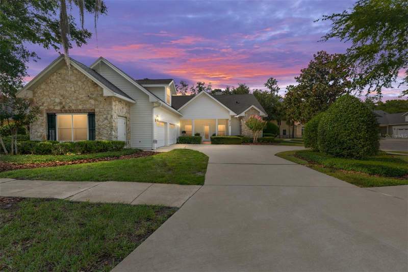 5730 NW 52ND PLACE home for sale in Millhopper Forest