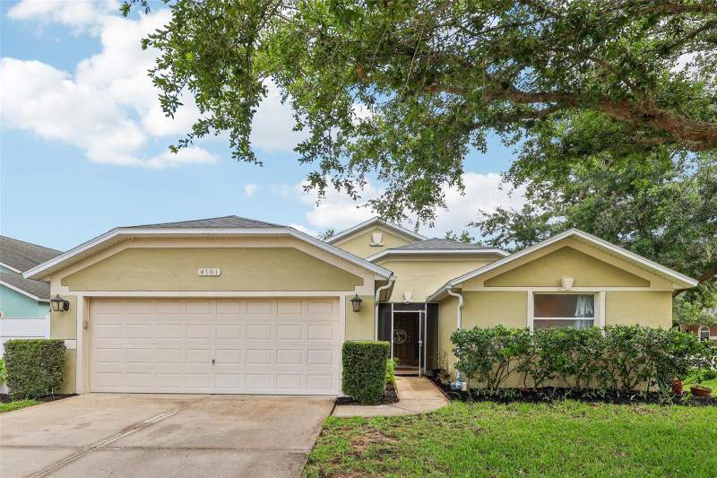 Tavares Chelsea Oaks