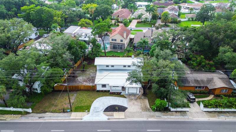 4 bedroom Single Family Residence at 5546 113th Street, Seminole Estates Sec A, Seminole — photo 1