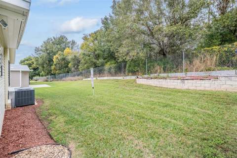 37443 Gill Avenue, Zephyrhills FL - photo 15 of 61