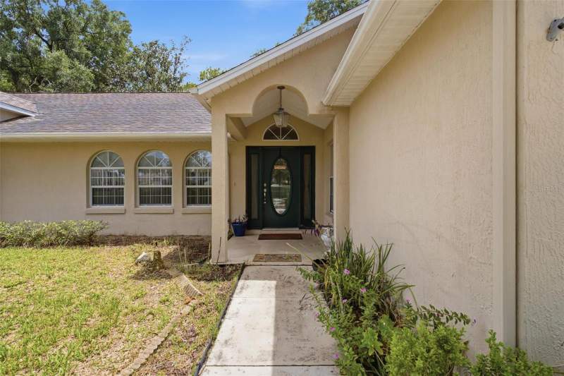 3 bedroom Single Family Residence at 742 Woodview Drive, Tavares Rep Of Woodview Sub, Tavares — photo 4