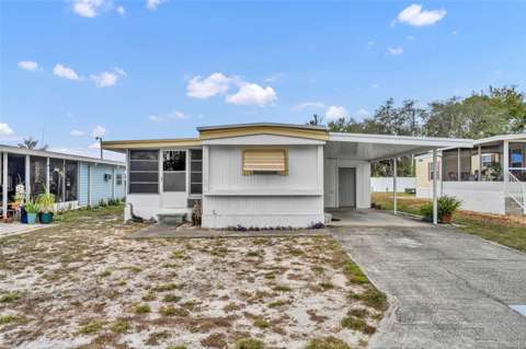 11 Hawaiian Way, home for sale in Leesburg 34788