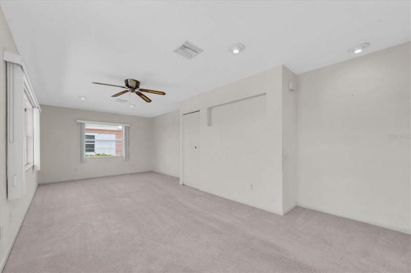 2 bedroom Condominium at 8241 Brentwood Road #8241, Chateaux De Bardmoor, Seminole — photo 5