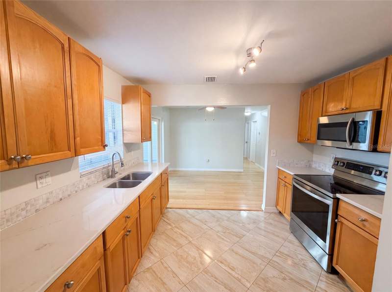 3 bedroom Single Family Residence at 8283 86TH AVENUE, SEMINOLE PARK ESTATES, SEMINOLE — photo 2