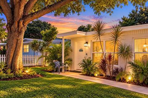 8514 93Rd Avenue, $300k–$500k for sale in Seminole