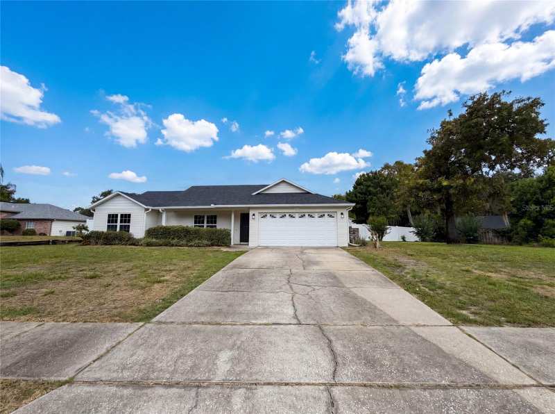 4 bedroom Single Family Residence at 546 Penns Neck Drive, Eastbrook Ph 01, Deland — photo 1