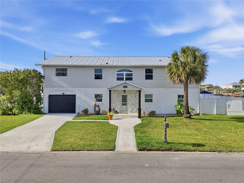 5 bedroom Single Family Residence at 3173 Gulfview Drive, Hernando Beach, Hernando Beach — photo 2